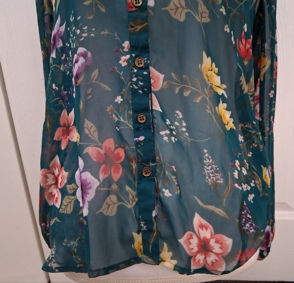 Floral Teal Button-Up Women's Top - Picture 5 of 14